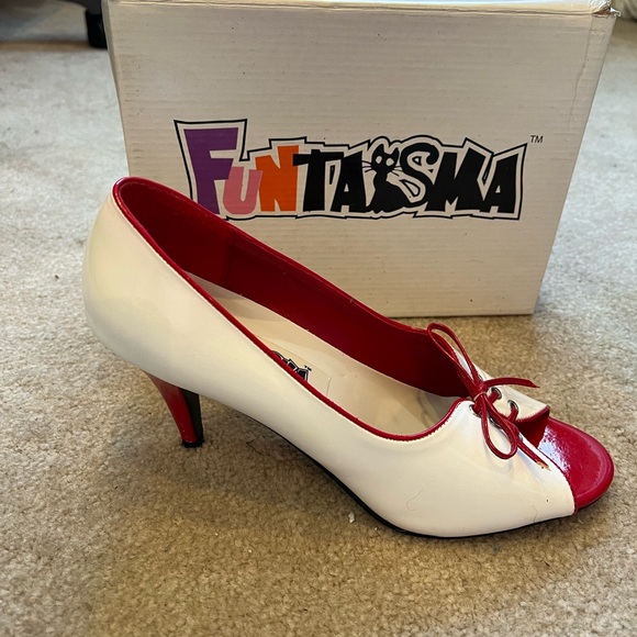 Funtasma pumps. Worn once or twice. In excellent condition. 2.5 inch heel - Picture 2 of 5